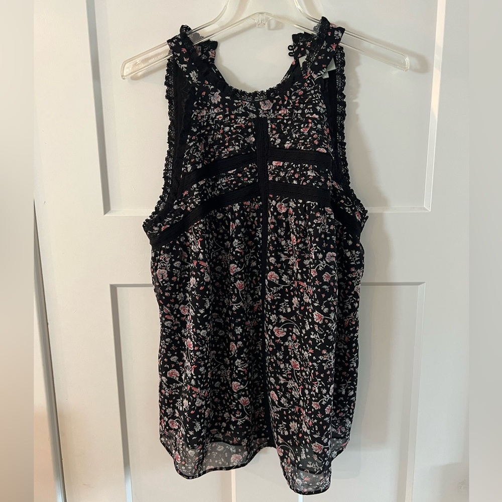 Maeve top